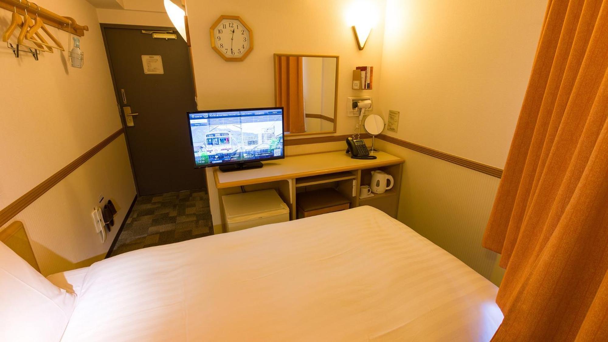 Toyoko Inn Saitama Iwatsuki Ekimae Стая снимка
